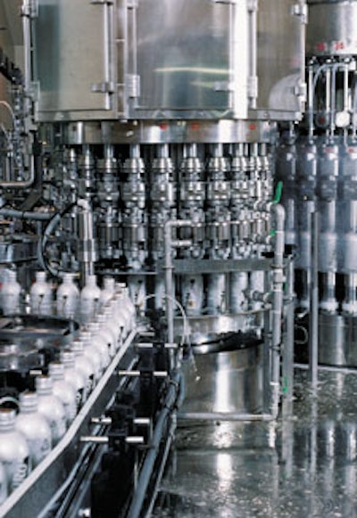 Although the lightweight, thin-walled bottle requires gentler handling than the glass bottles that Sapporo is accustomed to fill