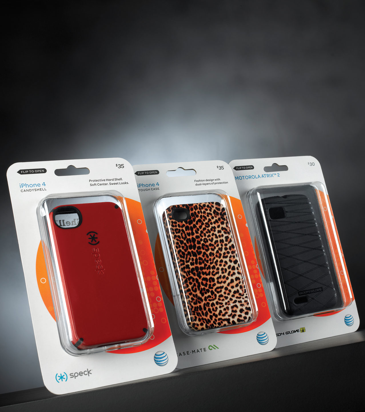 The unique patented &lsquo;trapped clamshell&rsquo;.