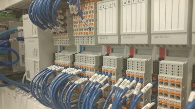 The IndraControl XM Series PLC from Rexroth is at the heart PMC’s 2500S machine, handling all logic and motion control functions, as well as data communication to other devices.