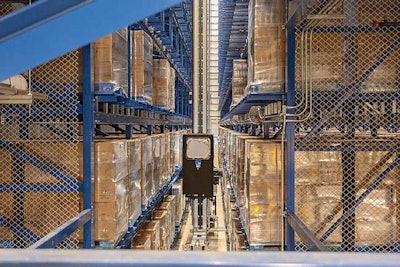 warehouse with 24,000 pallet storage space