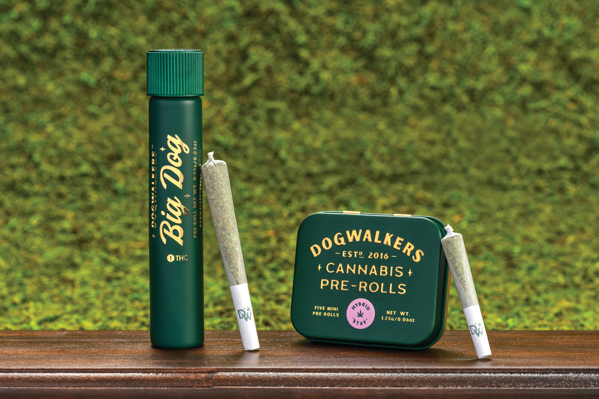 Primary packaging for the .75g Big Dog and .35g Mini Dog pre-rolls.