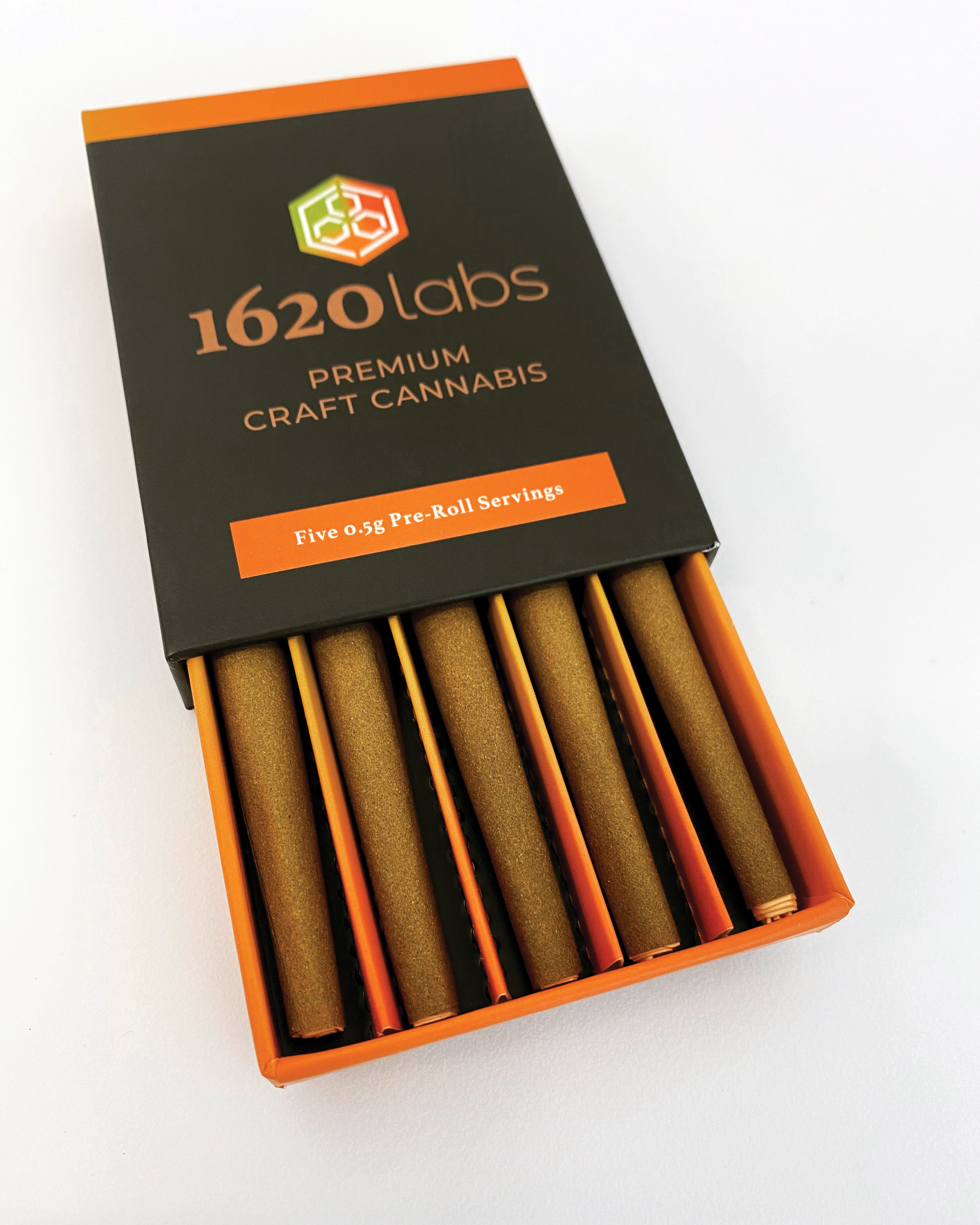 1620 Labs&rsquo; child-resistant pack configurations, both containing 0.5-g pre-rolls, include a push-pack carton of five.