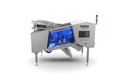 The TOMRA 5C combines sensors with machine learning and big-data analysis to ensure as accurate foreign material removal as possible.