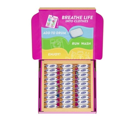 Reckitt's minimalist e-commerce pack for Vanish stain remover.