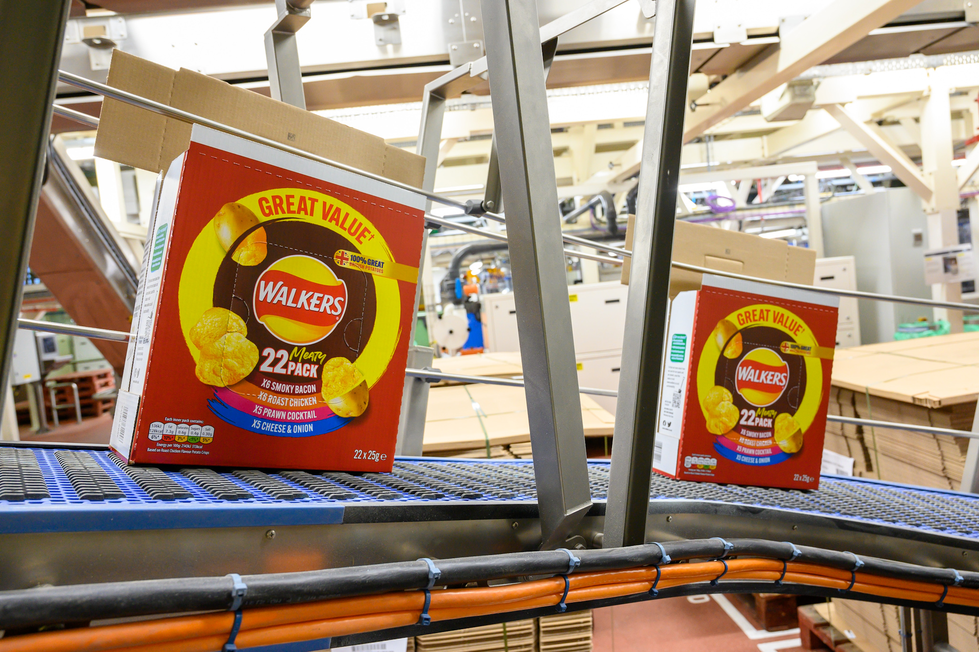 Walkers has replaced the outer plastic packaging on millions of Walkers 22- and 24-bag multipacks with a new paperboard carton design.