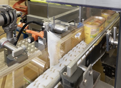 Due to airtight nozzle sealing technology on the IQJET, no ink can dry out or clog and it is always ready to print.