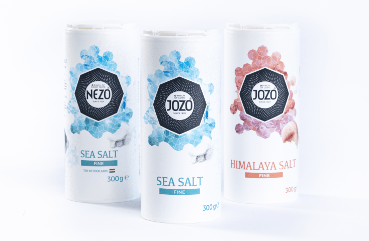 JOZO&rsquo;s new salt shaker container is made entirely of polypropylene, including the in-mold label. During recycling, the label detaches from the container, resulting in a high-purity PP recyclate.
