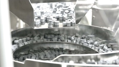 The stoppering station uses a vibratory bowl that does not need to be changed for stoppers.