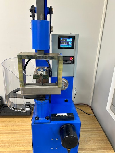 Insert pull-out strength machine