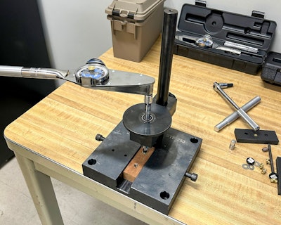 Torque out machine