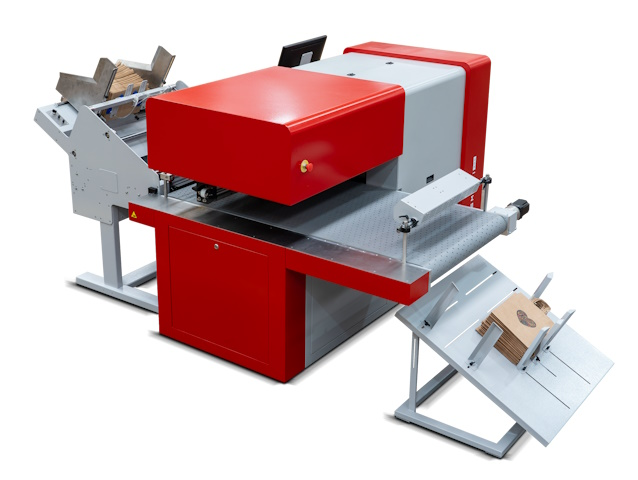 The MTEX NS MULTI 800 is a highly versatile packaging machine for corrugated box printing, capable of printing directly on various materials, including cardboard, wood, cork, recycled paper, and more.