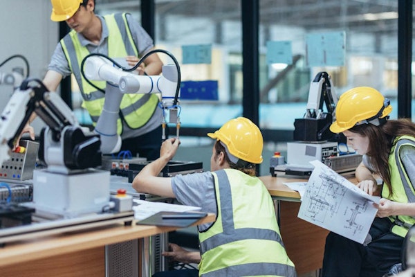 1138 Pw Inside The Workforce Gap