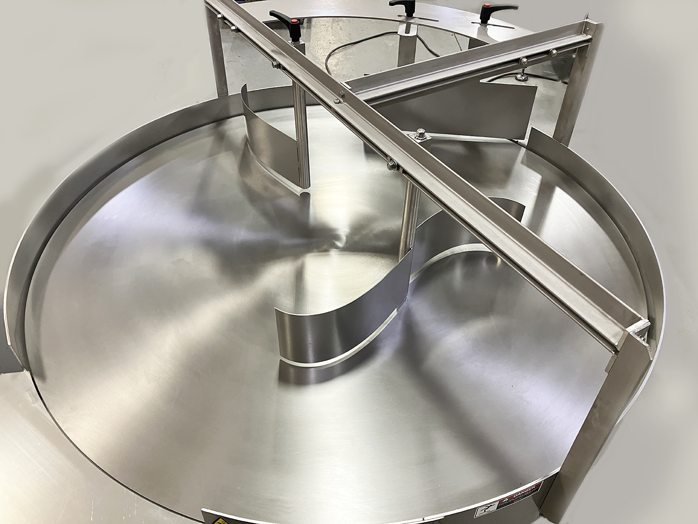 Rotary Unscrambler By Multi Conveyor Digital